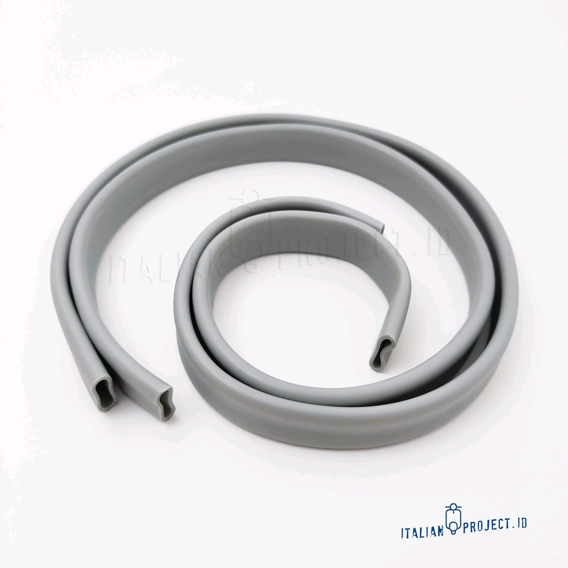 Cable Sleeve Selongsong Kabel Vespa 50an