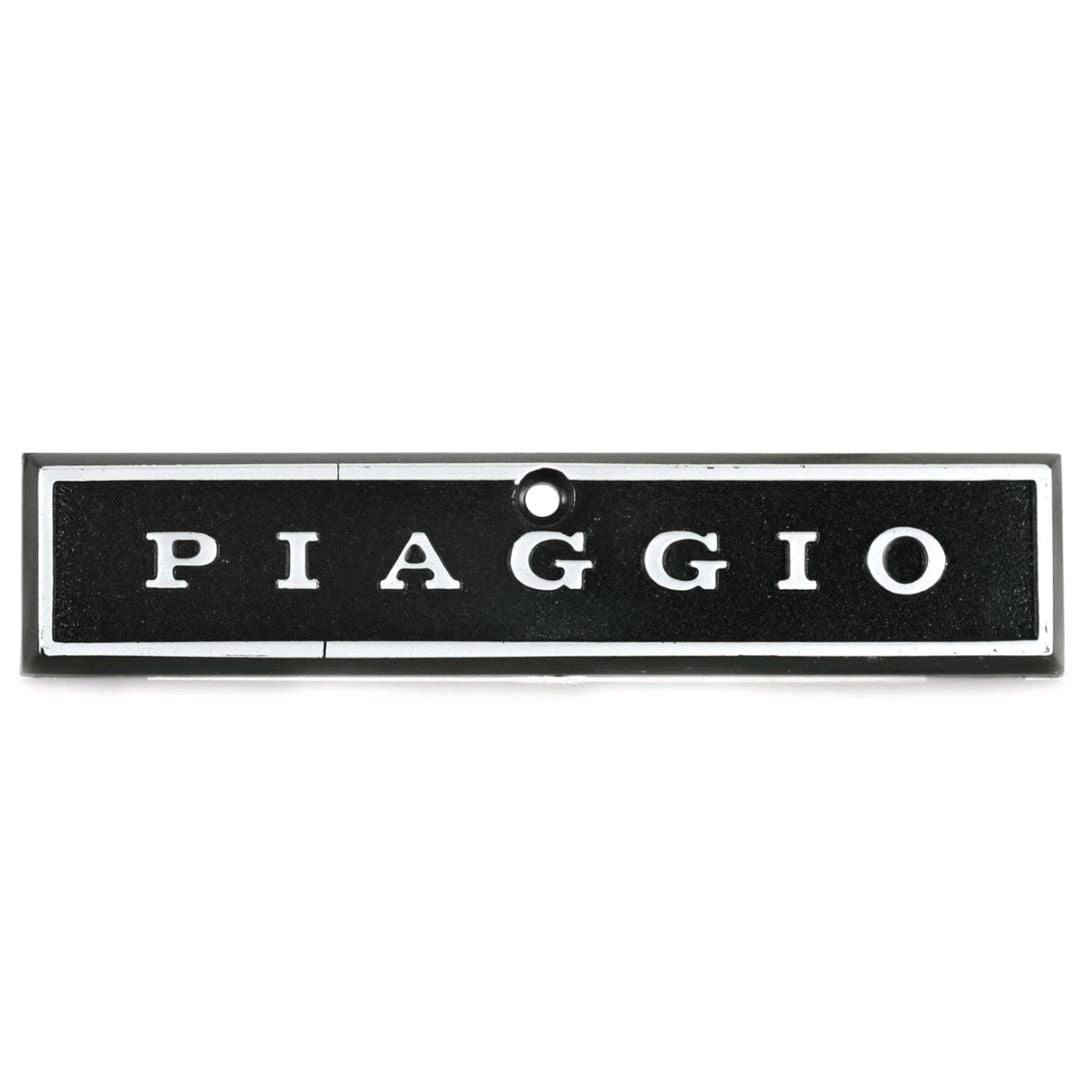 Emblem Hidung Horncase "PIAGGIO"