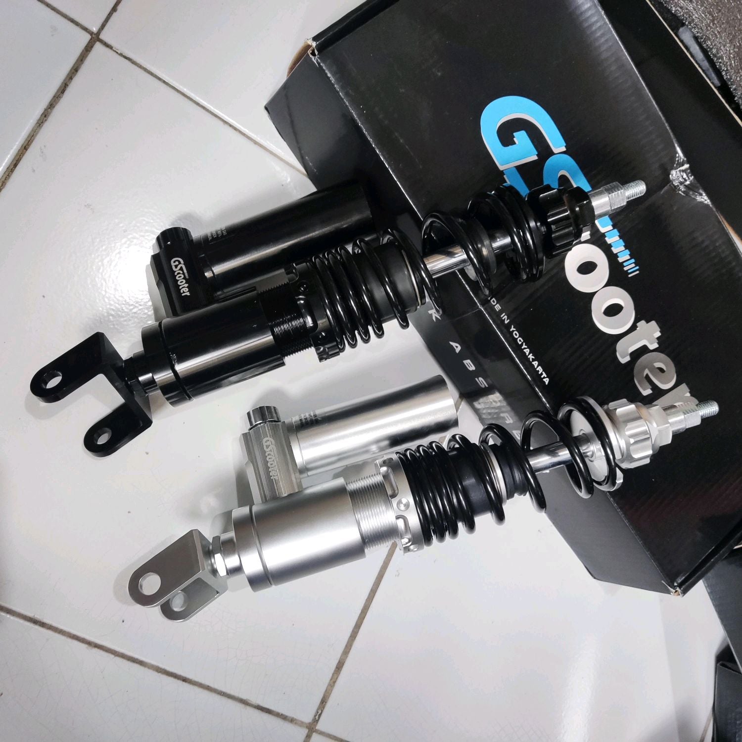 Shock Belakang
