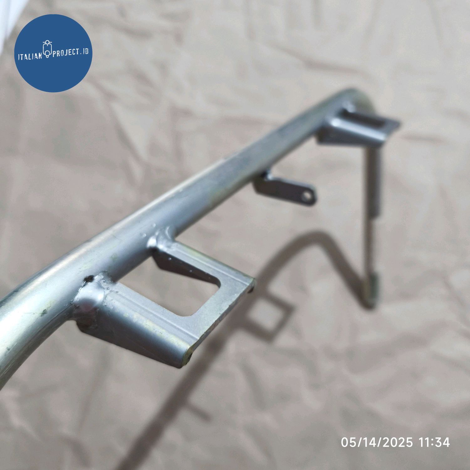 Standar Tengah Largeframe