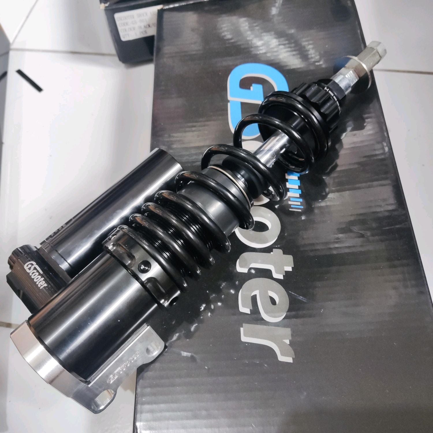 Shockbreaker Depan